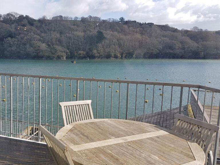 Middle Deck Villa Fowey Eksteriør bilde